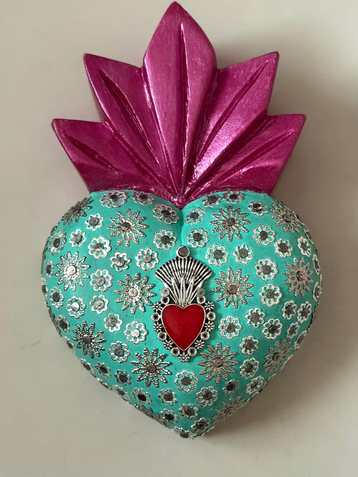 Large Gordillo Milagritos Florecitas 4"x 5.5"x 1.5"