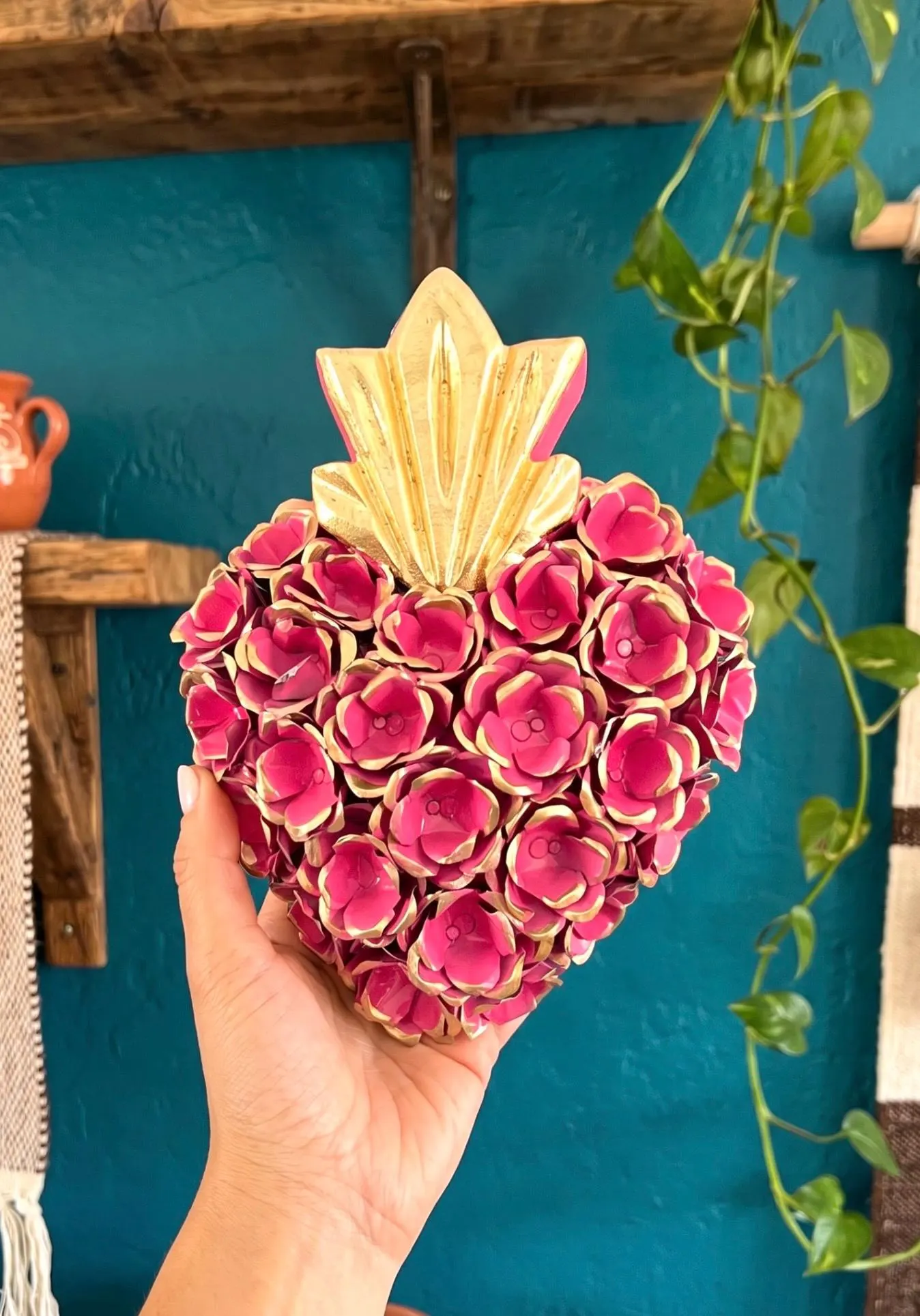 Large Wood Rosas Sagrado Corazon
